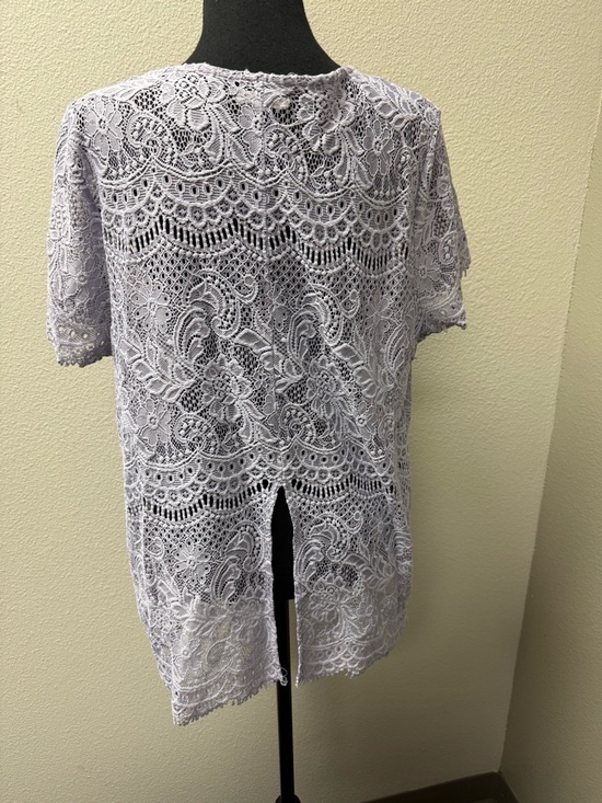 Maurices Lavender Lace Top Size 2 Boho Floral Sheer Overlay Short Sleeve - Picture 5 of 8
